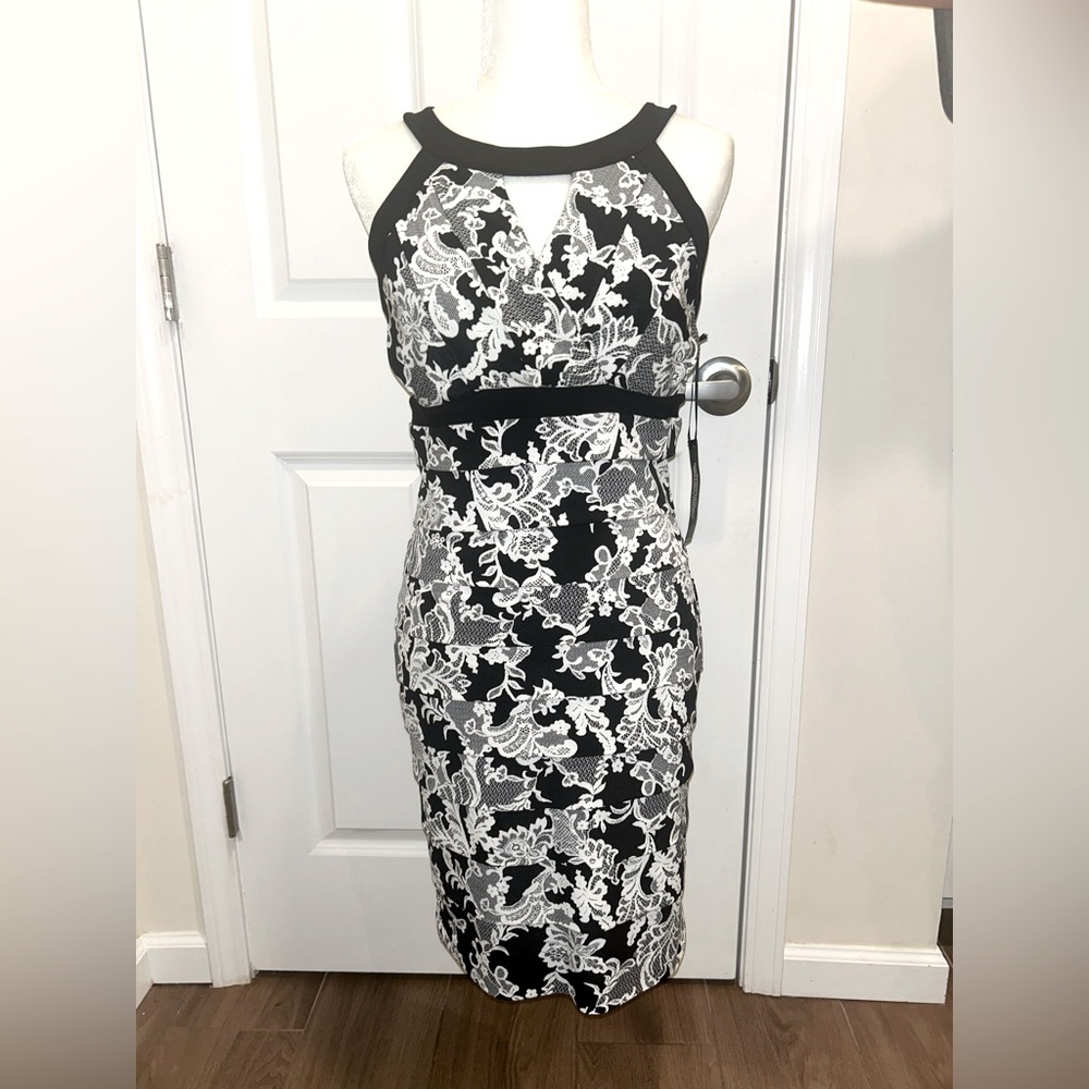 NWT White House Black Market Instantly Slimming Sheath Dress